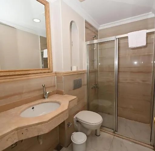 Hotel Nkalbatros 3*